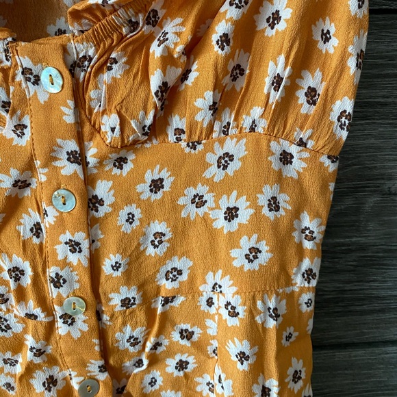 NWT Vici floral mini dress - Picture 6 of 10